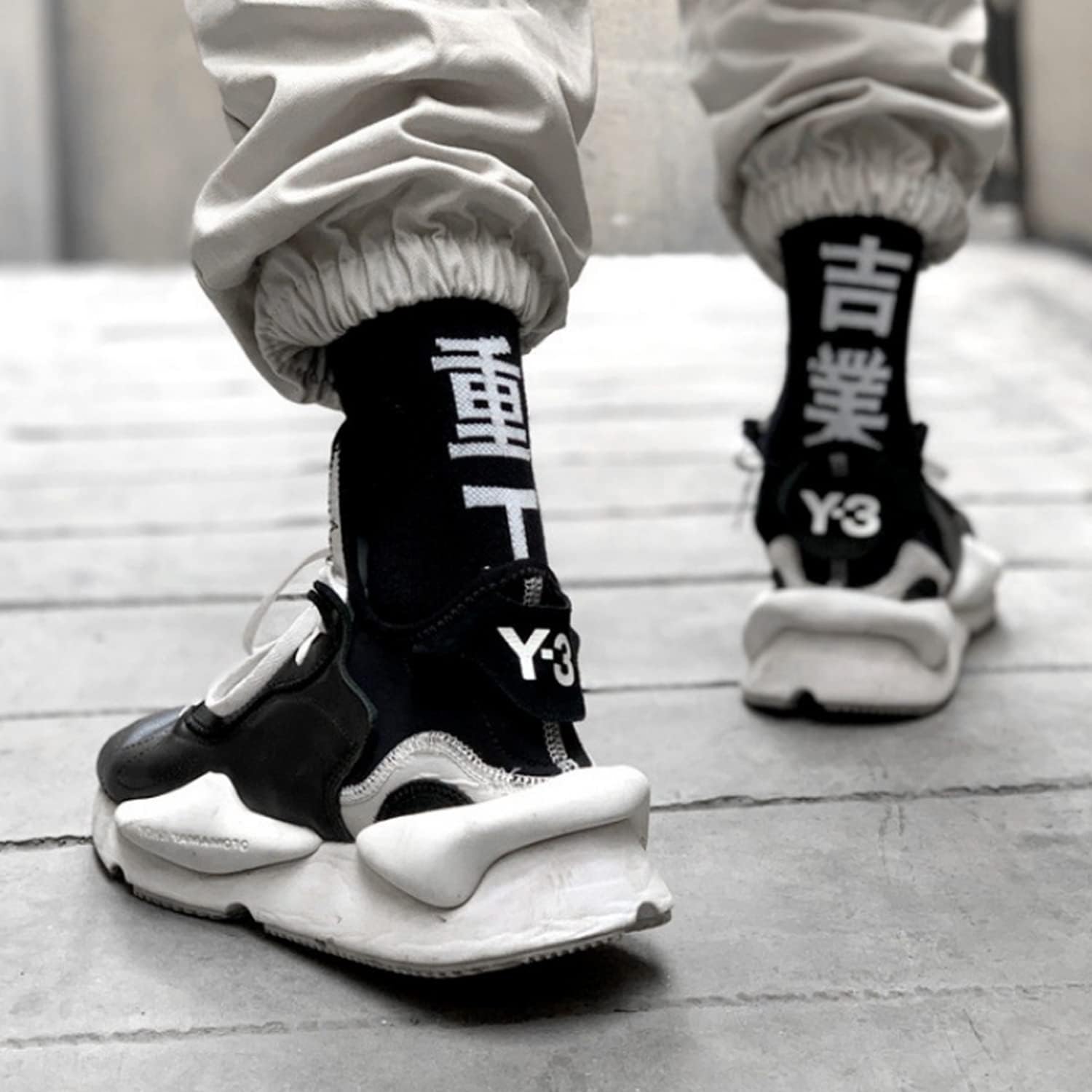 Urban Kanji Crew Socks